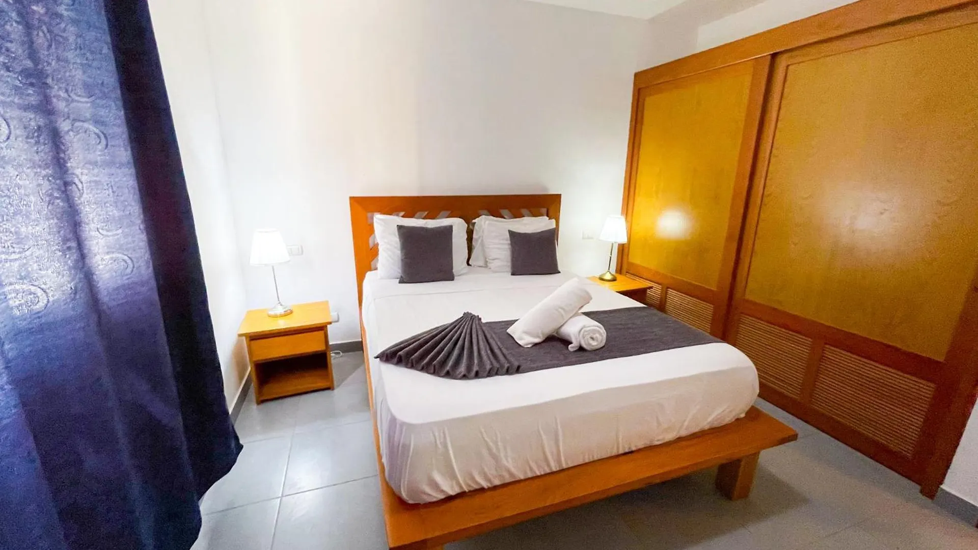 Hotel Tropical Fiesta Studios Suites Pool Near Bavaro Beach Club & Spa Punta Cana