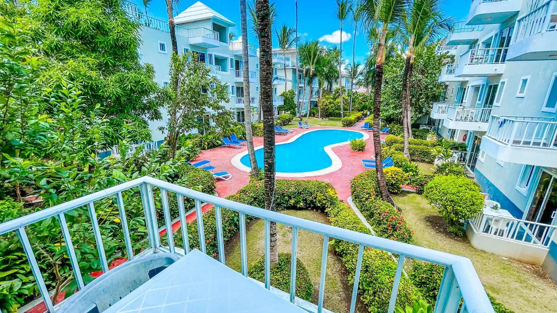 Tropical Fiesta Studios Suites Pool Near Bavaro Beach Club & Spa Punta Cana